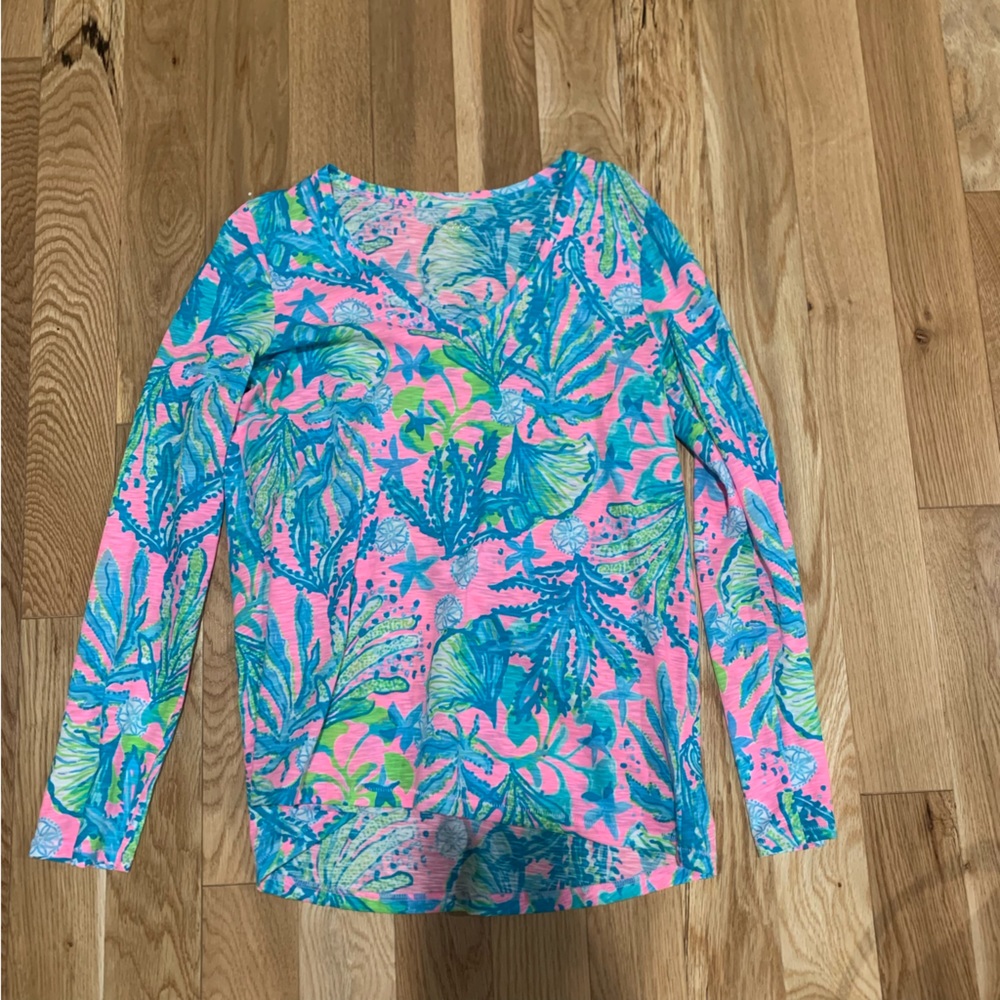 Lilly Pulitzer long sleeve shirt. Size small